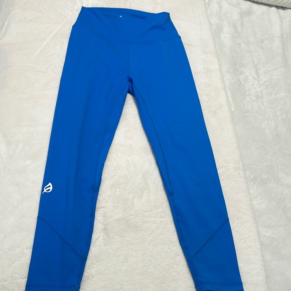 P'tula Pants - P’Tula Alainah 3 Sleek 23” Leggings Sz L NWOT